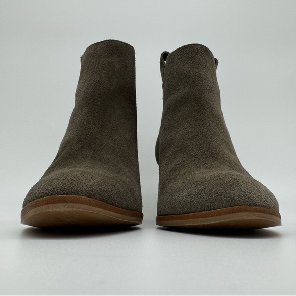 J. Crew “Eaton” Suede Leather Gray/Taupe Heeled Ankle Boots Size 8.5 - Picture 2 of 13